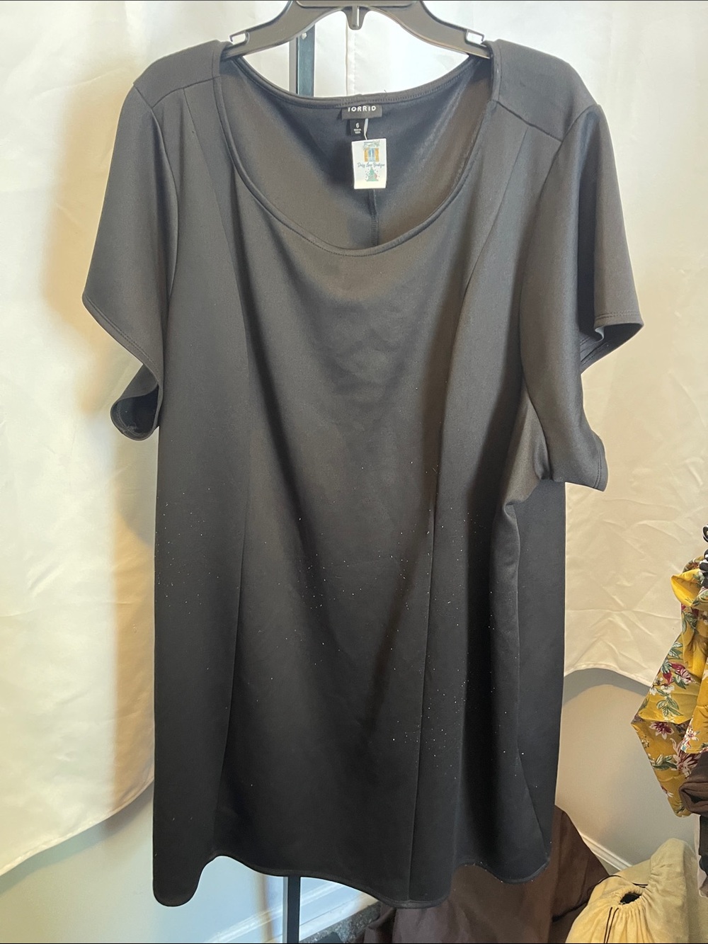 torrid 6 Black Scoop Neck Short Sleeve Tee - Plus Size